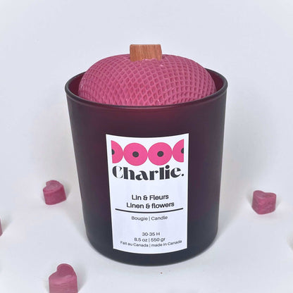 bougie en pot parfumé lin & fleurs avec coeur et mèche de bois